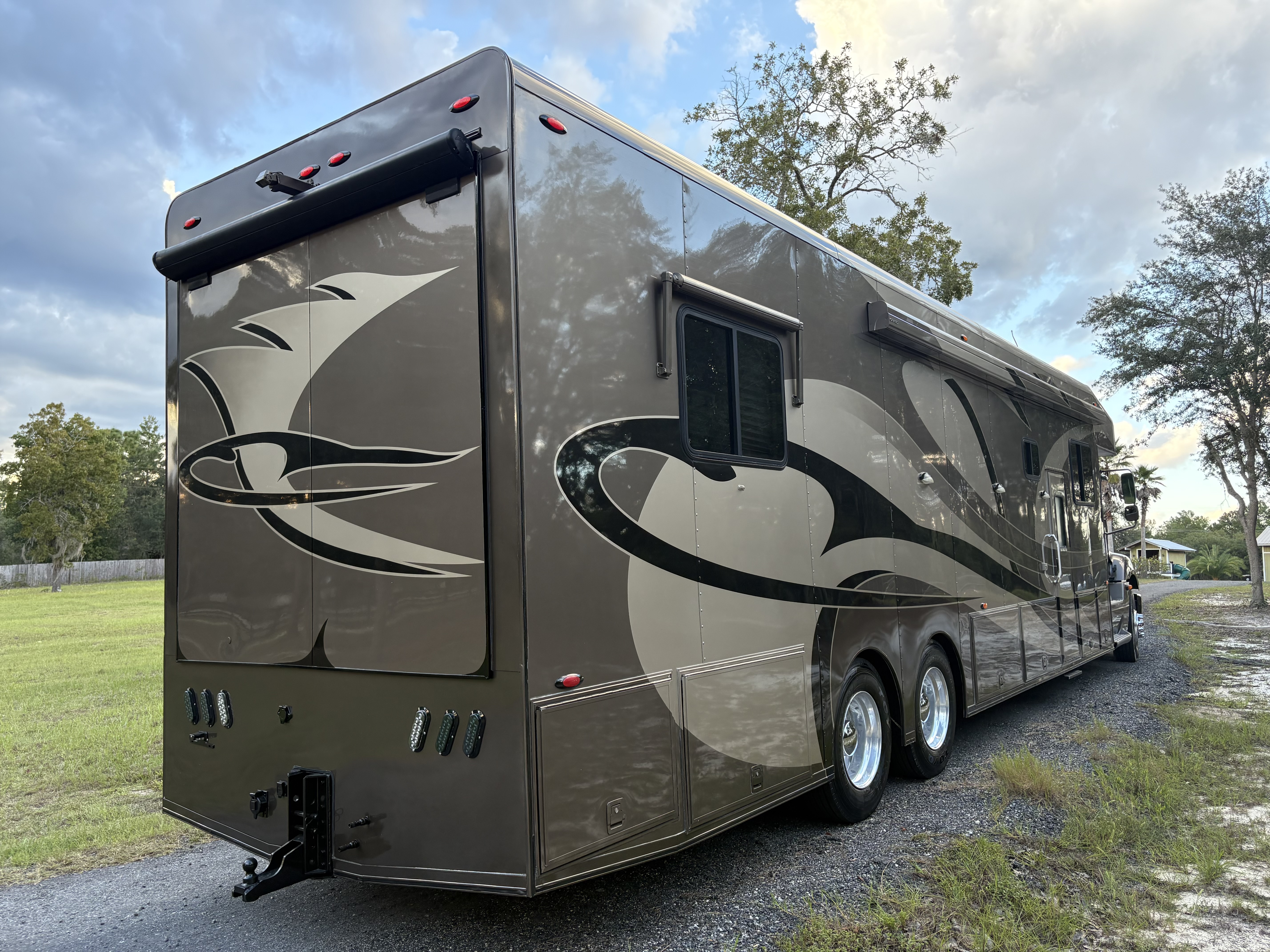 Used 2007 NRC 45' Motorcoach